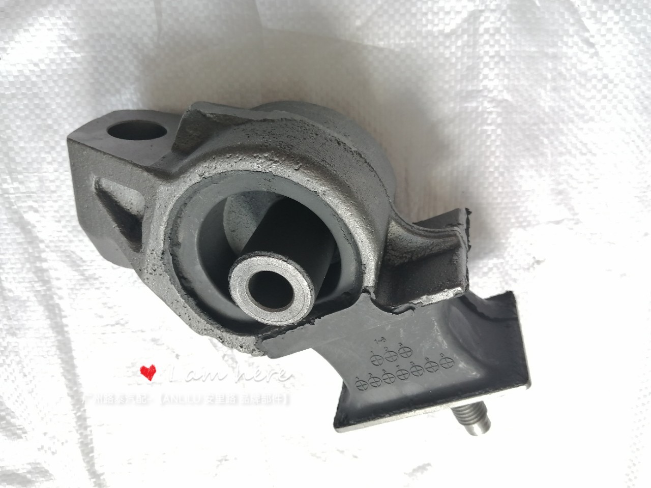 适用于Ranger? BT50前机脚胶AB39-6B038? ?AB39-6B032