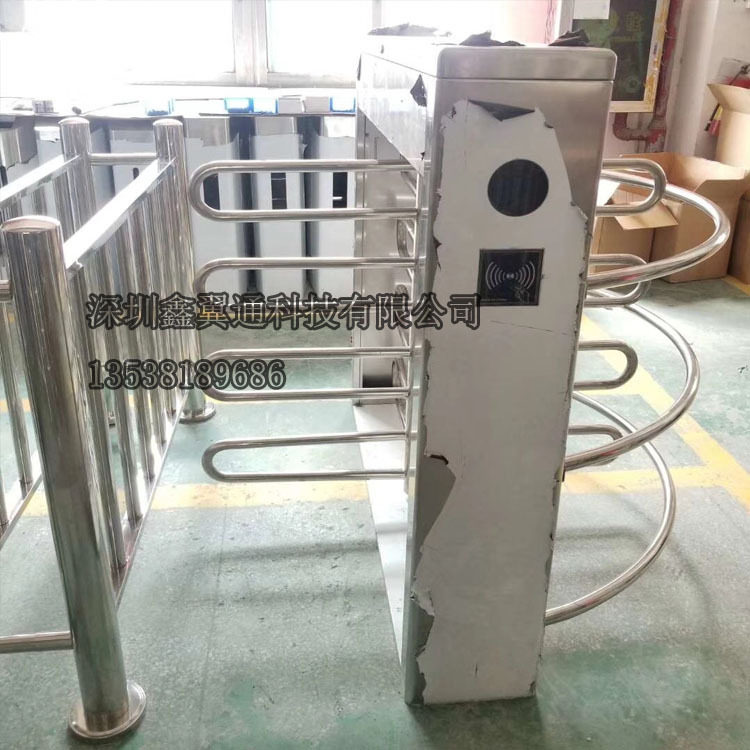 厂家直销刷卡半高转闸河南工地门禁全高旋转闸监狱三棍闸门