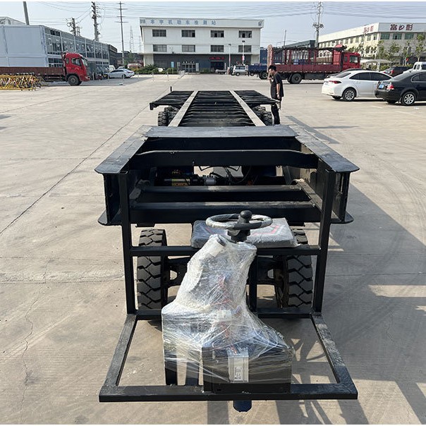 定制加宽巡游彩车花车底盘庆典节日游乐电动三四轮车底盘厂家生产