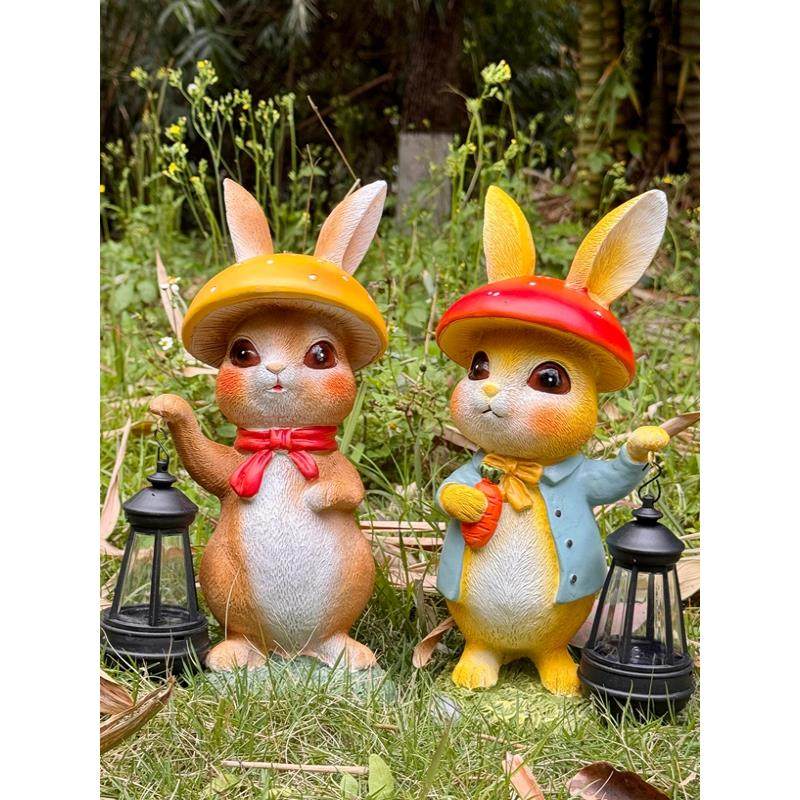 优伲嘉可爱卡通戴帽子小兔子提灯可发光氛围灯太阳能落地装饰摆件