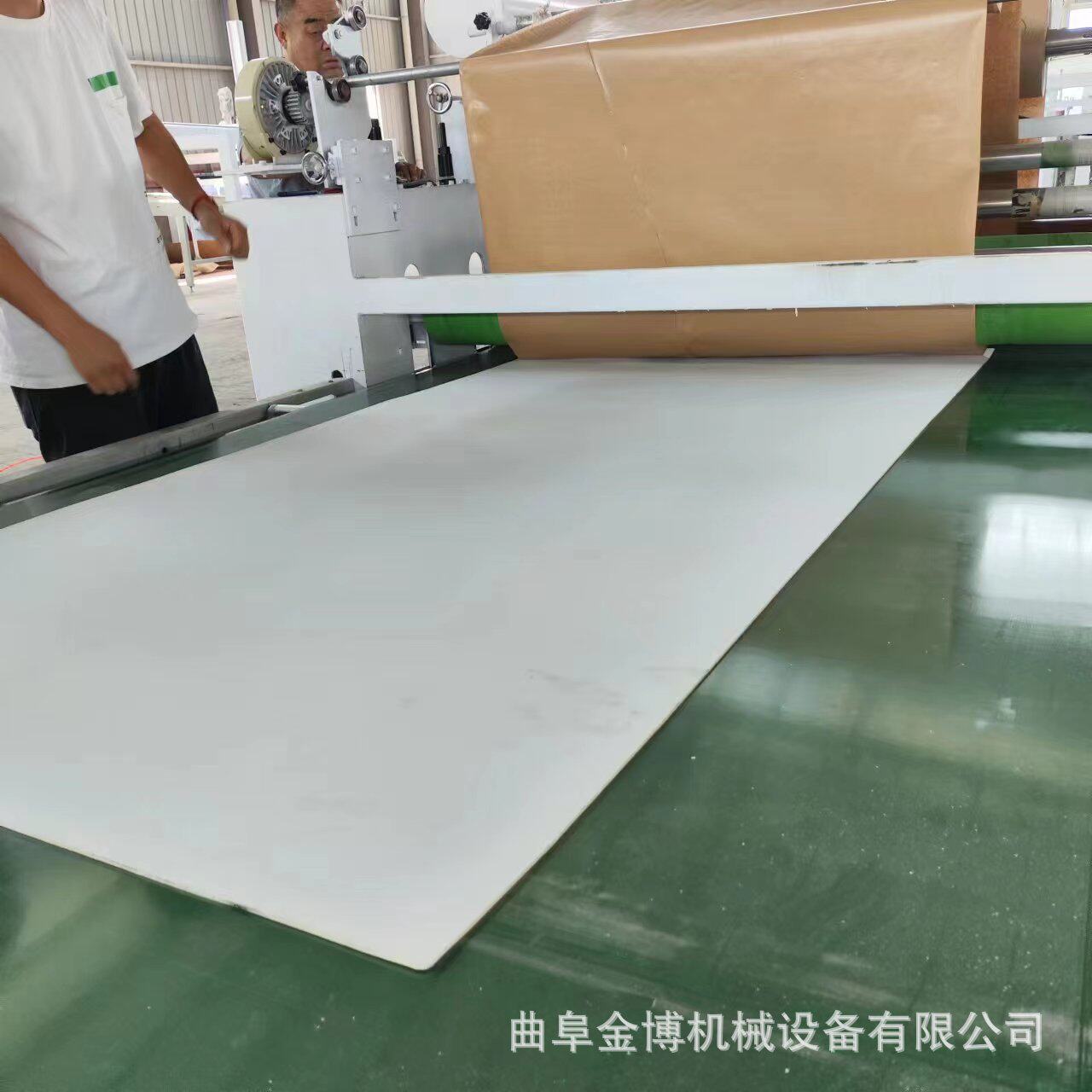 自带背胶复合机成卷覆膜机