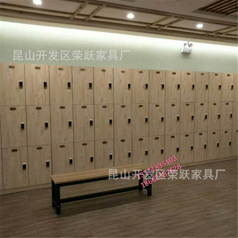 员工木质更衣柜洗浴中心浴场更衣柜浴室浴池木质储物柜桑拿馆