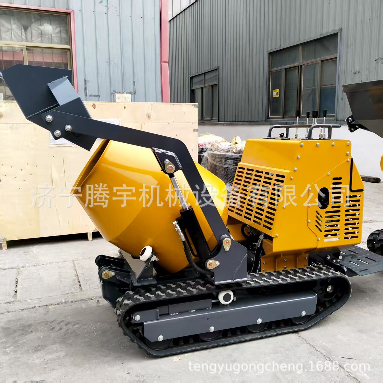 750公斤小型搅拌车价格 全液压履带式搅拌车厂家 车载式搅拌桶