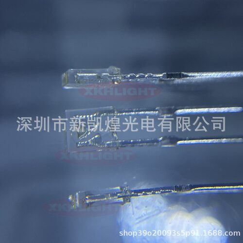 LED直插发光管134白光透明白灯