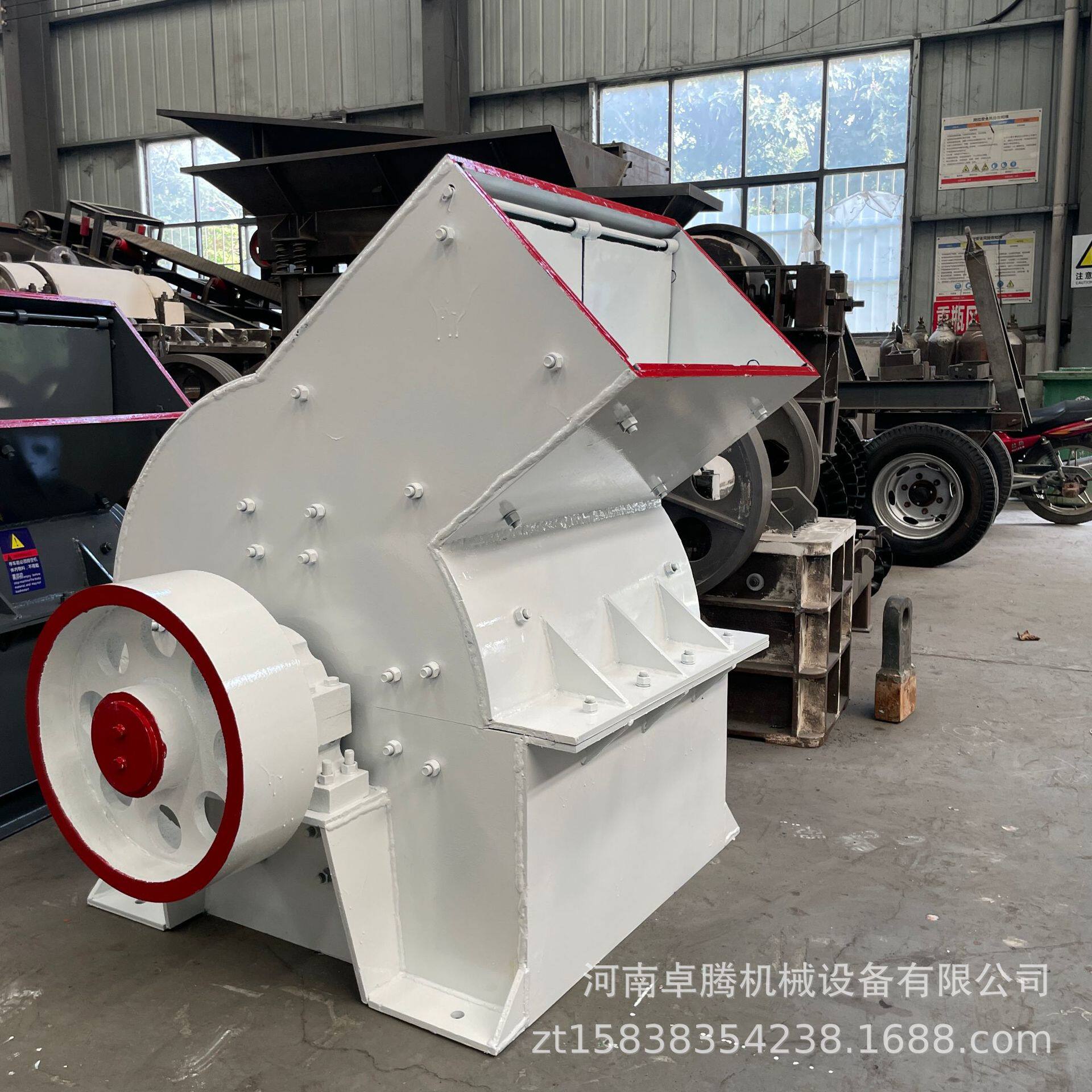 大型鹅卵石打砂机建筑垃圾锤式破碎机玻璃加气块水泥砖锤式粉碎机