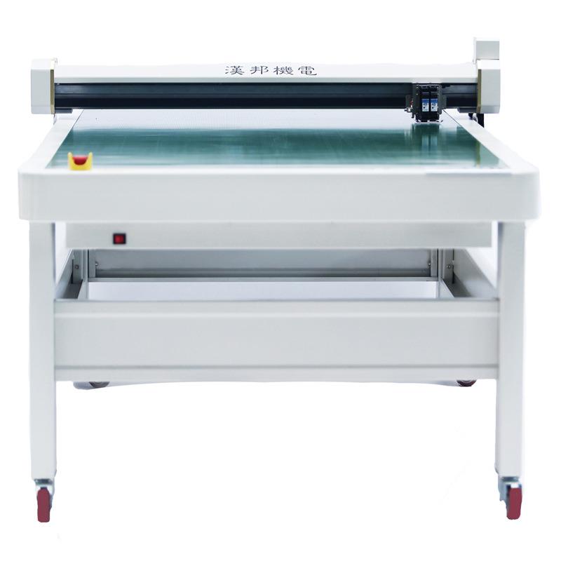 平板切割机箱包皮具纸格喷切机CAD绘图仪切割机