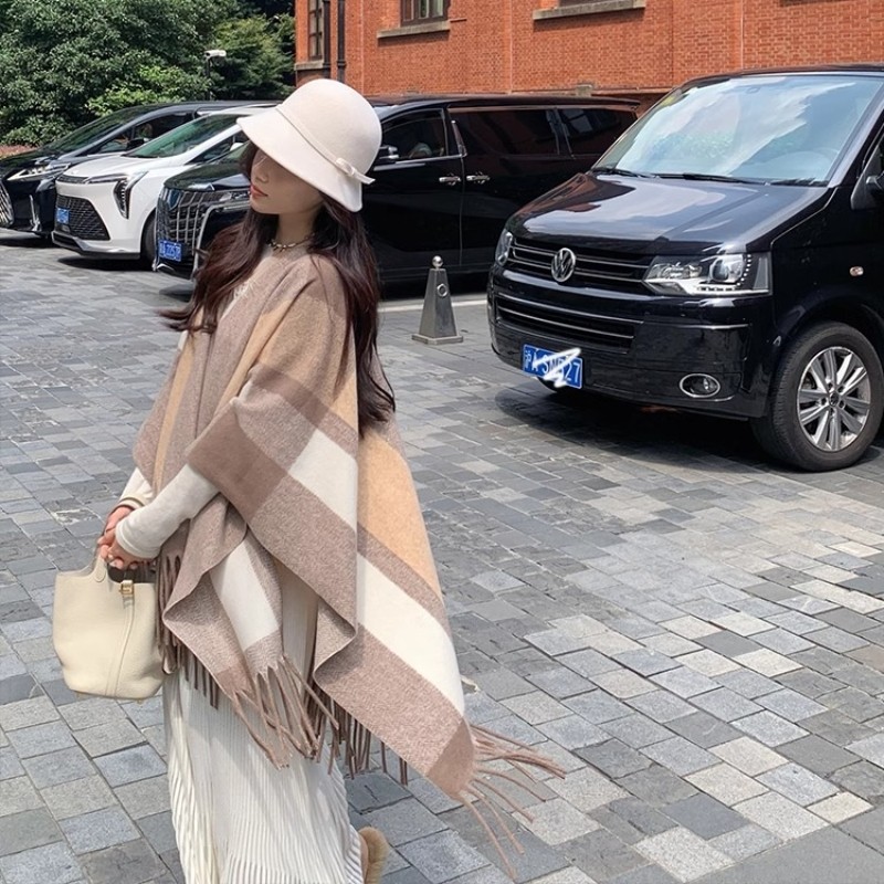 条纹美拉德秋冬季披肩女含羊毛高级氛围感围巾百搭大斗篷外搭围脖,服饰配件/皮带/帽子/围巾,围巾/丝巾/披肩,淘宝优惠券,粉丝福利购,淘宝优惠卷