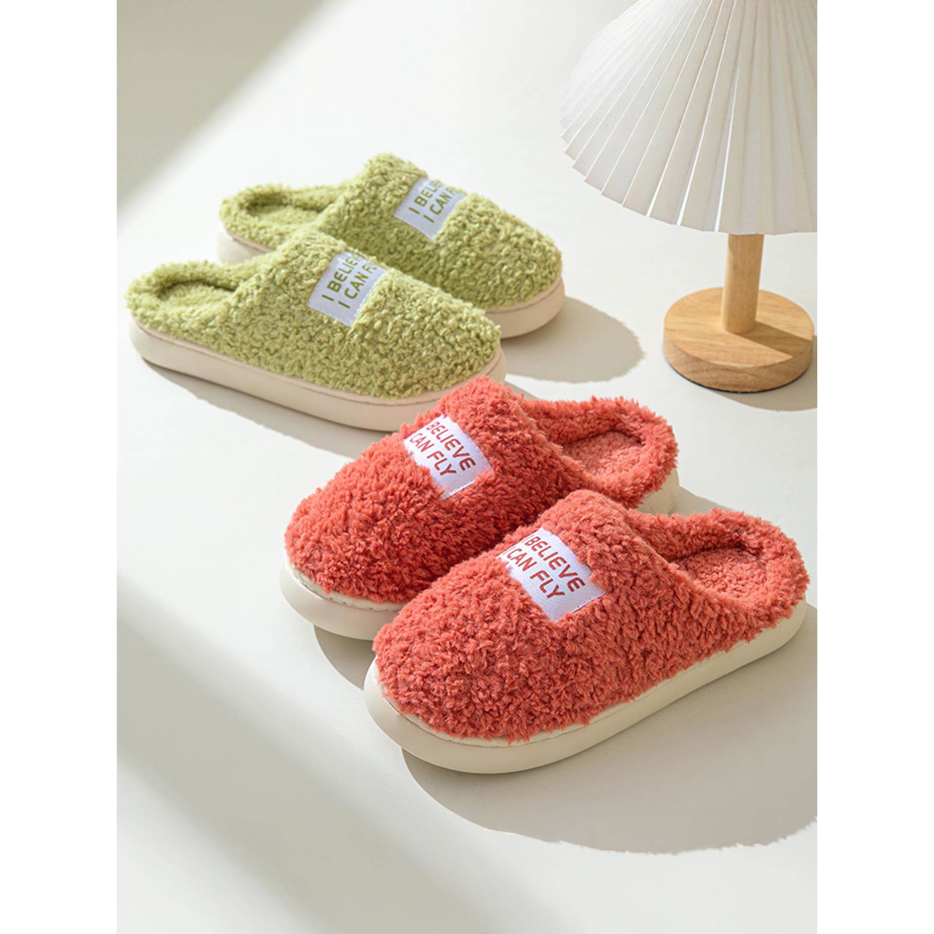 秋冬季英文标加厚底家居保暖棉拖鞋男女情侣室内家用木地板棉拖鞋