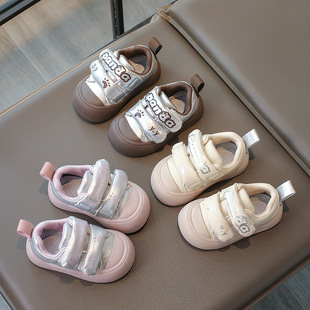 宝宝学步鞋2026春秋季新款软底防滑婴儿鞋子男童休闲单鞋女童鞋子