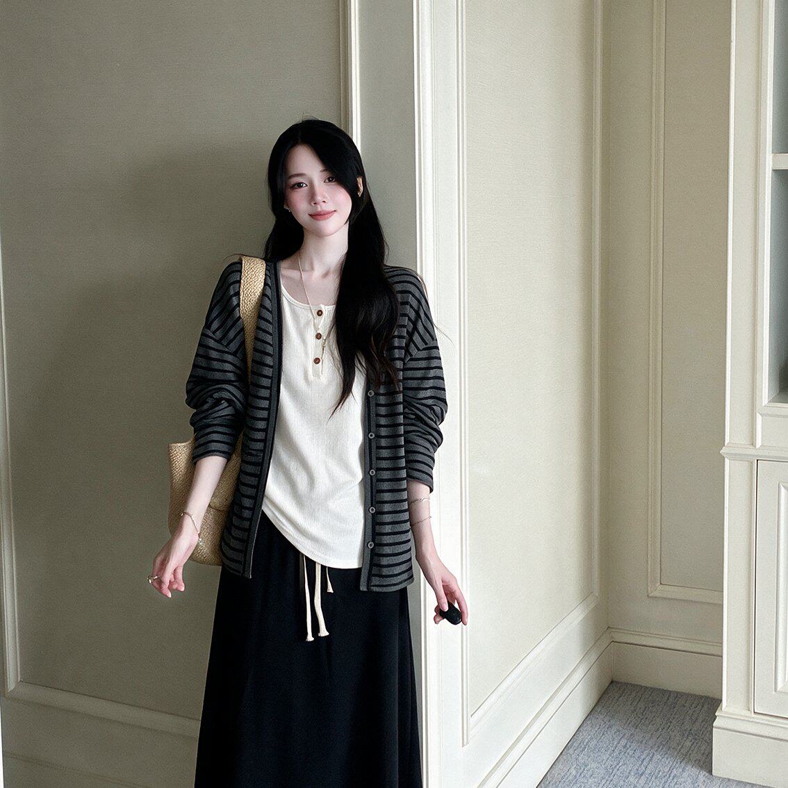 实拍大码女装法式慵懒风撞色条纹长袖外套内搭背心高腰半身长裙