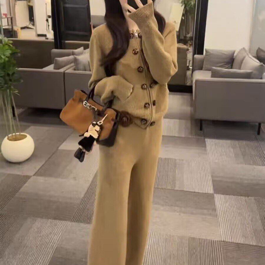 复古软糯金别致属扣慵懒风加厚毛衣开衫女冬季新款休闲阔腿裤套装