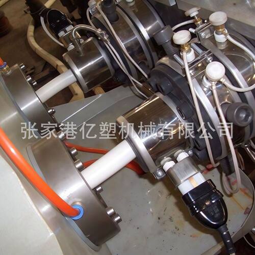 PVC穿线管材生产线 PVC塑料管材机械 PVC管材设备