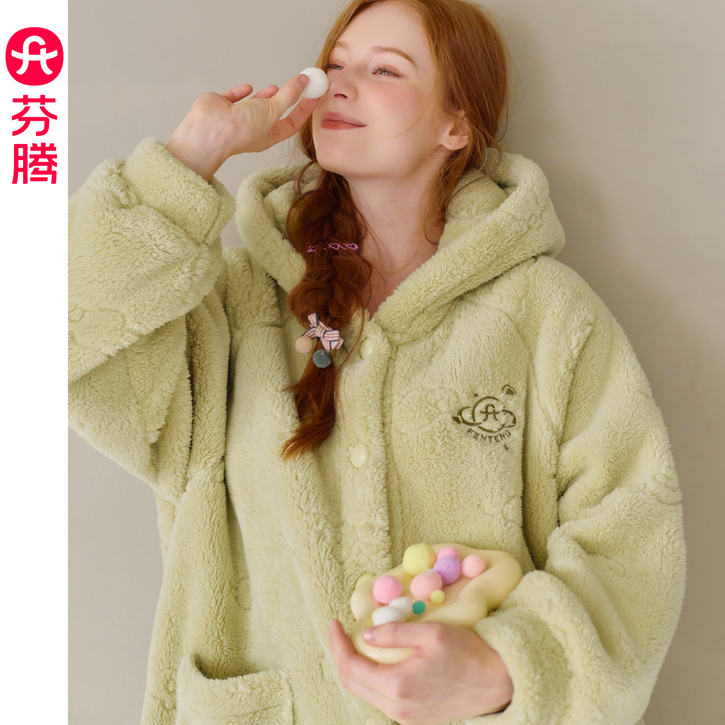 女士连帽奶芙绒睡袍