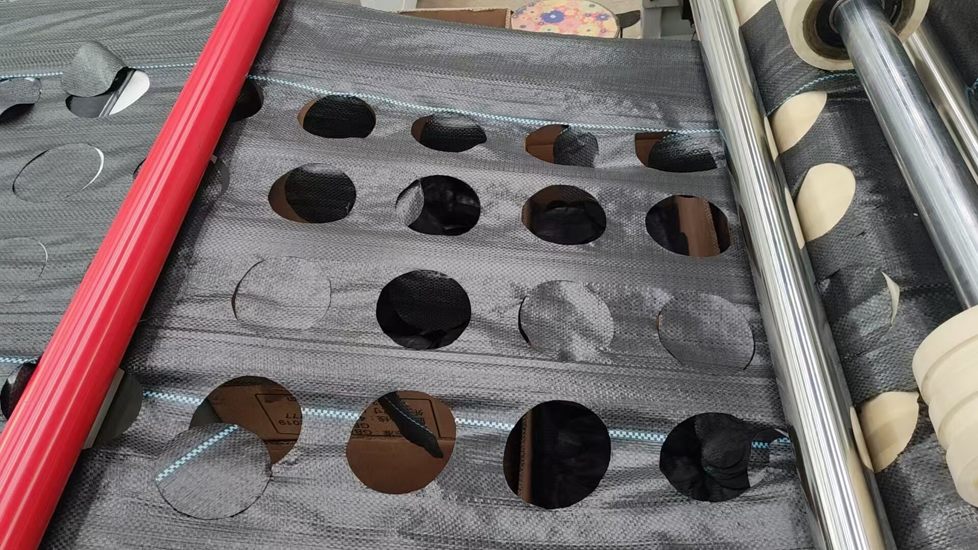 防草布除草布耐用遮草布果园果树专用批发厂家耐用抗老化1/5年,农机/农具/农膜,农用防草地布/除草布,淘宝优惠券,粉丝福利购,淘宝优惠卷