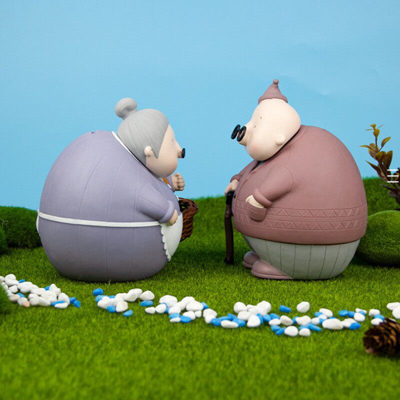 送父母搪胶工艺品老头老太太摆件家居装饰品当你老了搪胶存钱罐