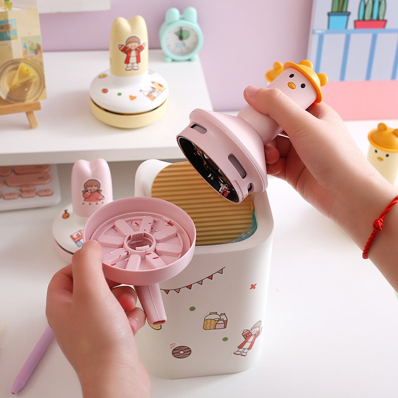 迷你桌面吸尘器电动学生吸橡皮擦屑机小型充电桌上铅笔屑清洁器