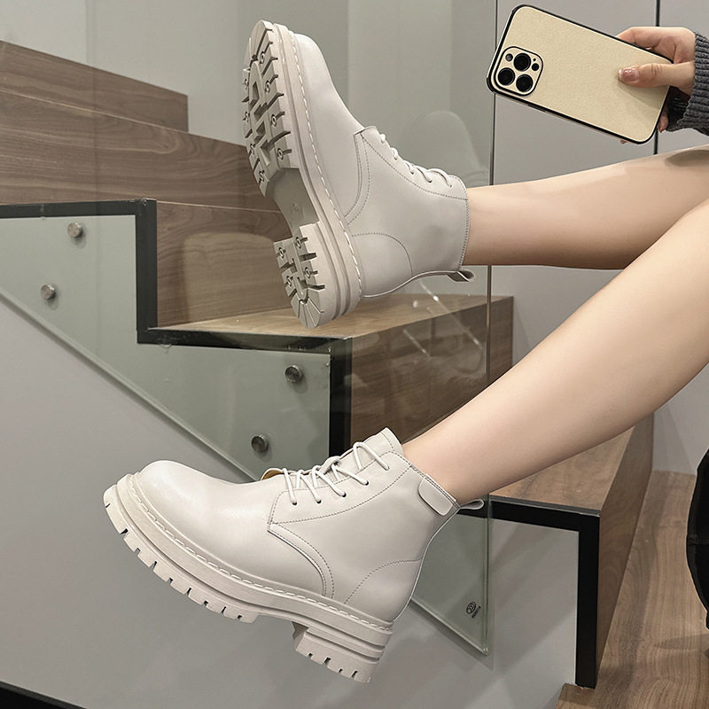 马丁靴女2023秋季新款真皮休闲短靴韩版显腿长街拍网红同款短筒靴