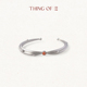 王玉雯同款 凹凸纹钉珠包镶宝石手镯 THING 系列 赤 中式