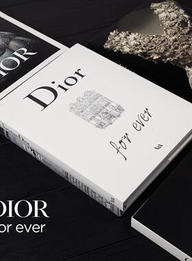 时装模特装饰真假书摆件摄影杂志软装样板房样品屋展示中心妆台衣