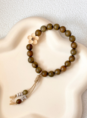 【寄春君】原创新中式8mm绿檀手串黄杨木桃花星月菩提串珠