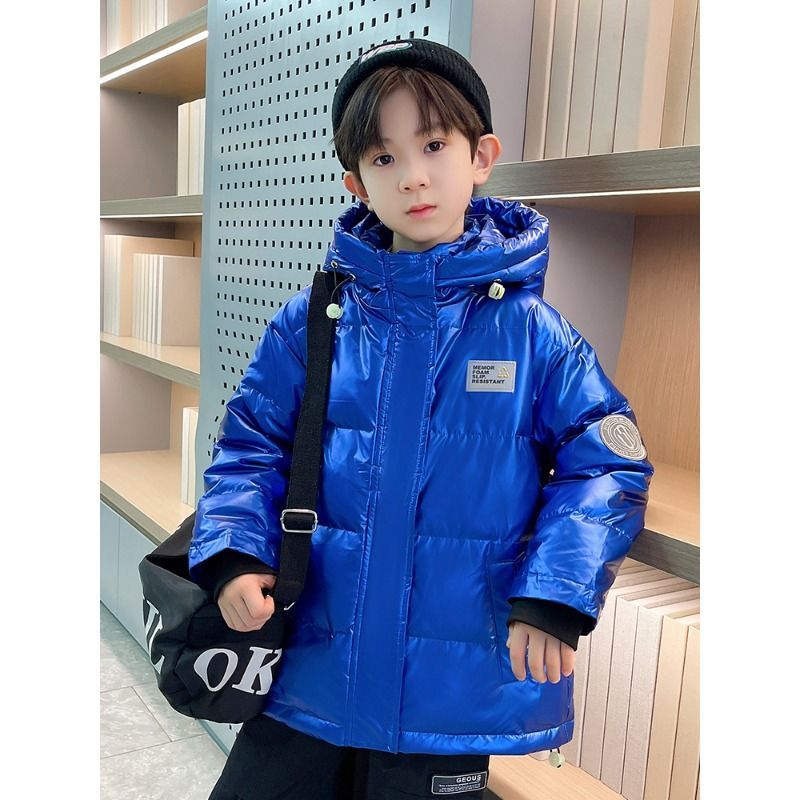 品牌童装儿童冬季潮流简约羽绒服
