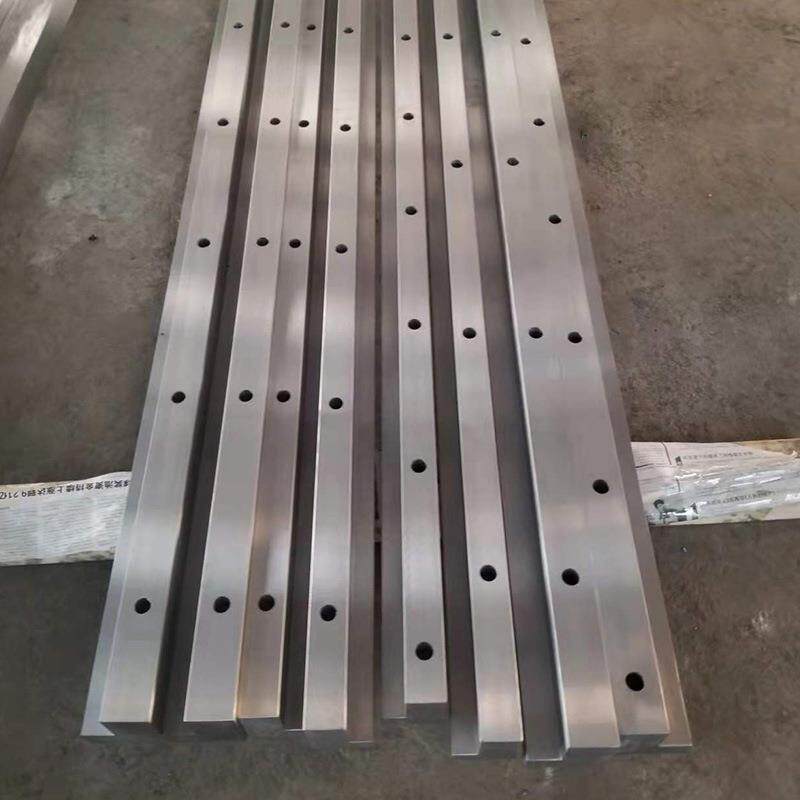 l型数控g机床导轨 高精度滚轮直线导轨 大型机床镶钢导轨来图