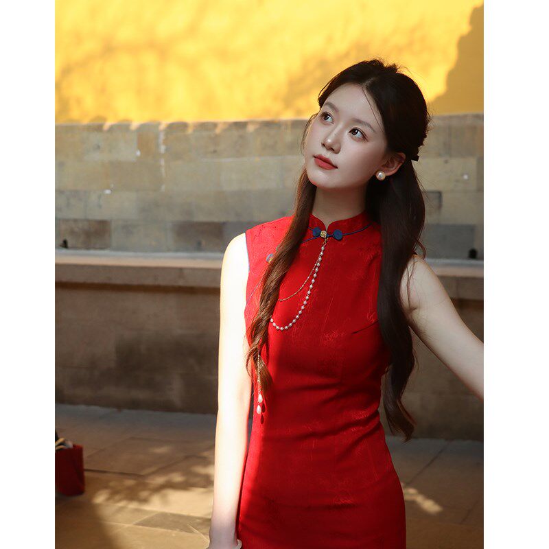 花映红色旗袍敬酒服新娘2025新款夏季无袖高级感新中式订婚礼服女