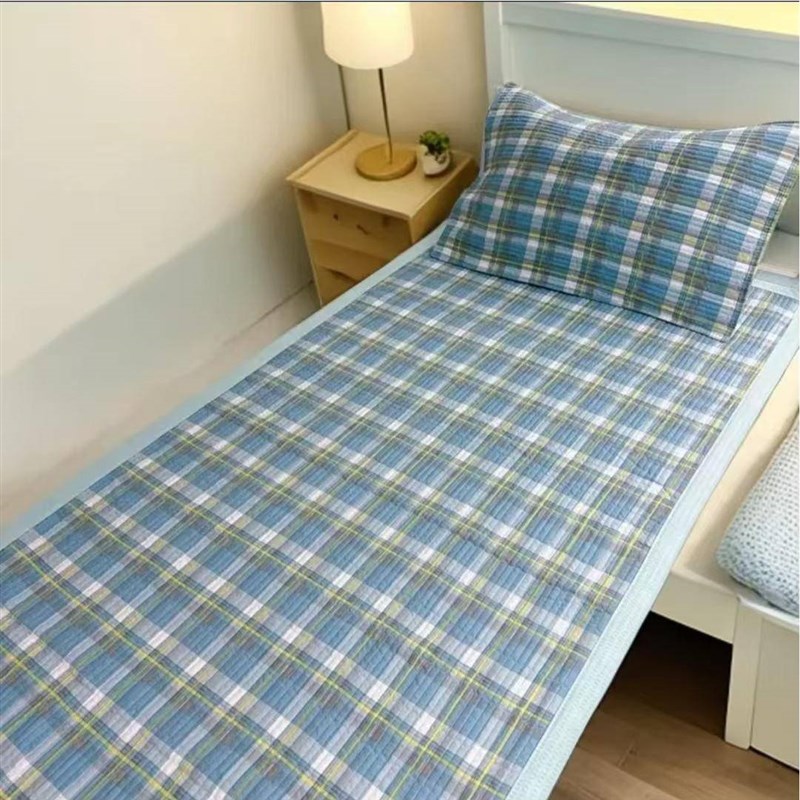 90*200cm学生宿舍防滑床盖上下铺寝室单人床盖绗缝床盖宿舍床垫