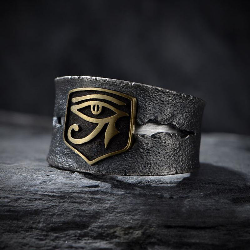 Vintage Ancient Egyptian Mythology Eye of Horus Symbol Ring