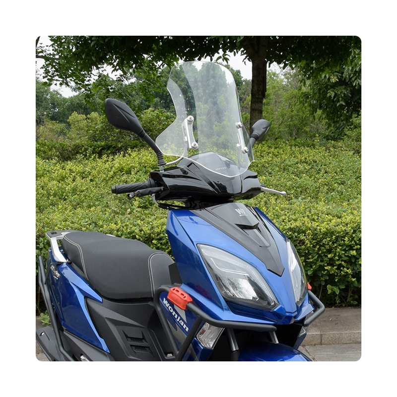 适用铃木uy挡风玻璃板风挡板踏板车望江UY125摩托车挡风板改装件