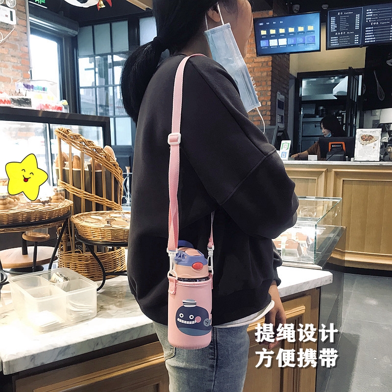 吸管杯儿童宝宝韩版少女可爱便携杯子小孩背带网红塑料防摔水杯头