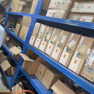 爆品南疆齿轮减速电机 CV28 200W 380220V 1:200S全新上询价品