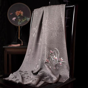 2025年春新款真丝花罗长款围巾女款手工双面绣丝巾防晒多功能披肩