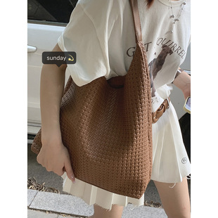 复古大容量腋下通勤包女式 单肩托特包 包2025新款 简约编织纹时尚