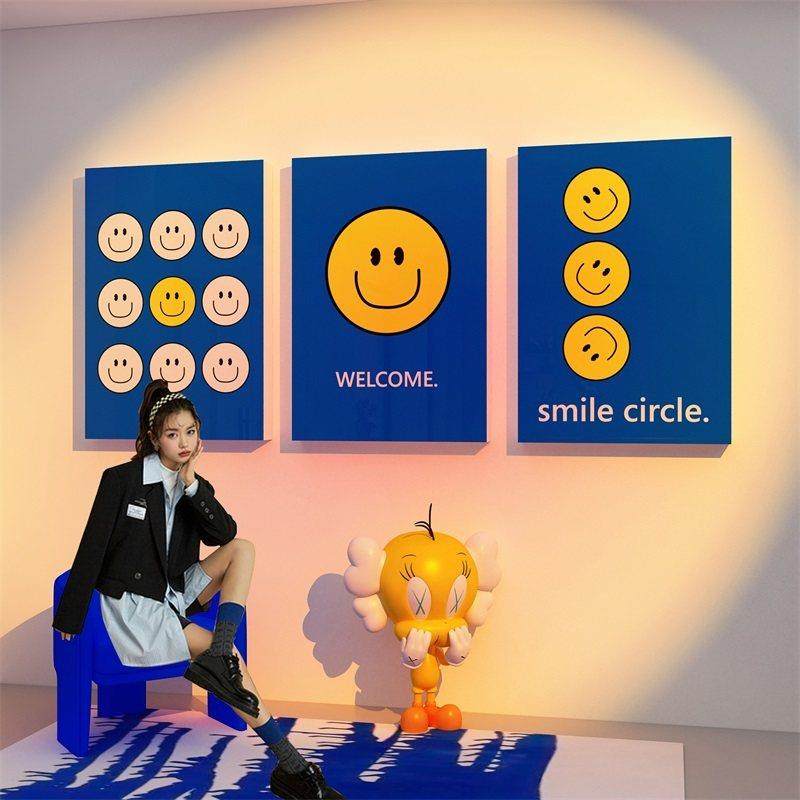 网红打卡拍照区布置造背景奶茶店墙壁面装饰克莱因蓝摆件笑脸贴纸,家居饰品,软装墙贴,淘宝优惠券,粉丝福利购,淘宝优惠卷