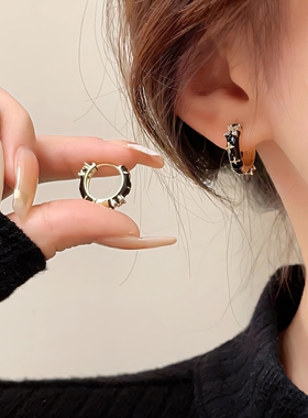 黑色珐琅简约耳环女轻奢小众设计圆圈耳扣复古气质高级感耳圈耳饰
