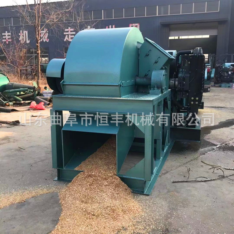 四缸柴油版圆木粉碎机树枝树杈粉碎机硬木头木块粉碎机