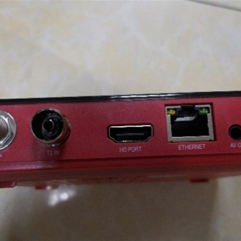 Hellobox 8 new version satellite receiver DVB T2 DVBS2 Comb