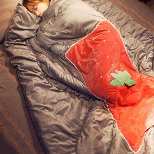 可穿毯子午睡毯子办公室午休抱枕被子两用汽车冬季可折叠珊瑚绒毯