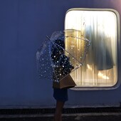 极速ins日系小清新拱形透明长柄雨伞夜光伞文艺风加大防风公主女