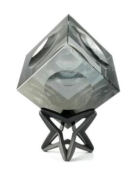 热销现代简约轻奢六面玲珑磨砂水晶几何家居摆件 电镀烟灰色软装