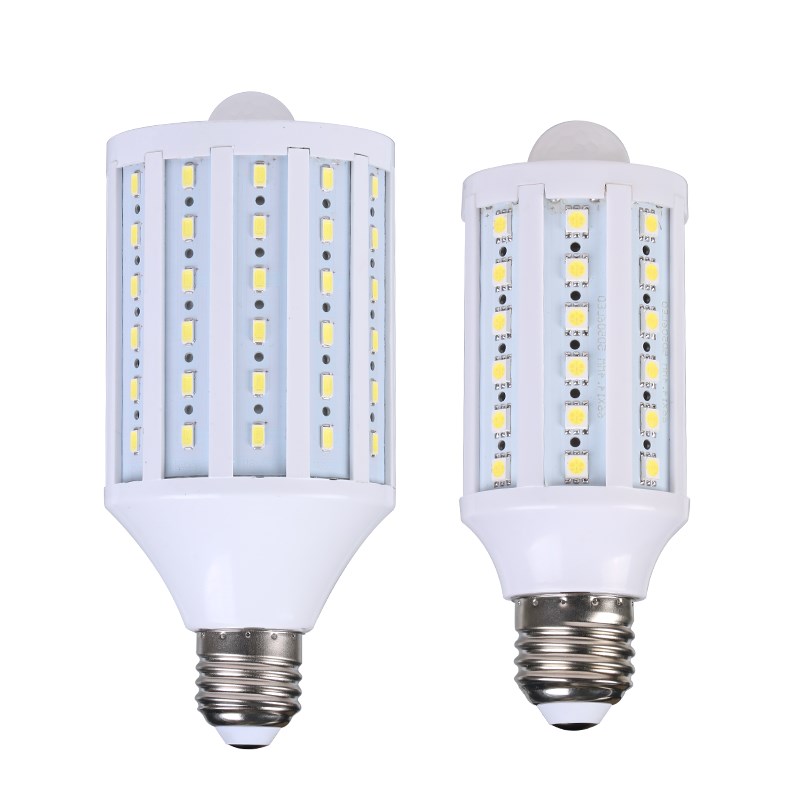 热销自动人体红外线感应LED玉米灯泡10W25w过道家用卫生间客厅卧