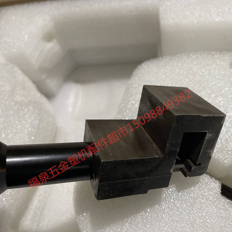 热销铝合金门窗电动气动冲孔枪角码开孔器水槽铣排水孔出水槽开孔