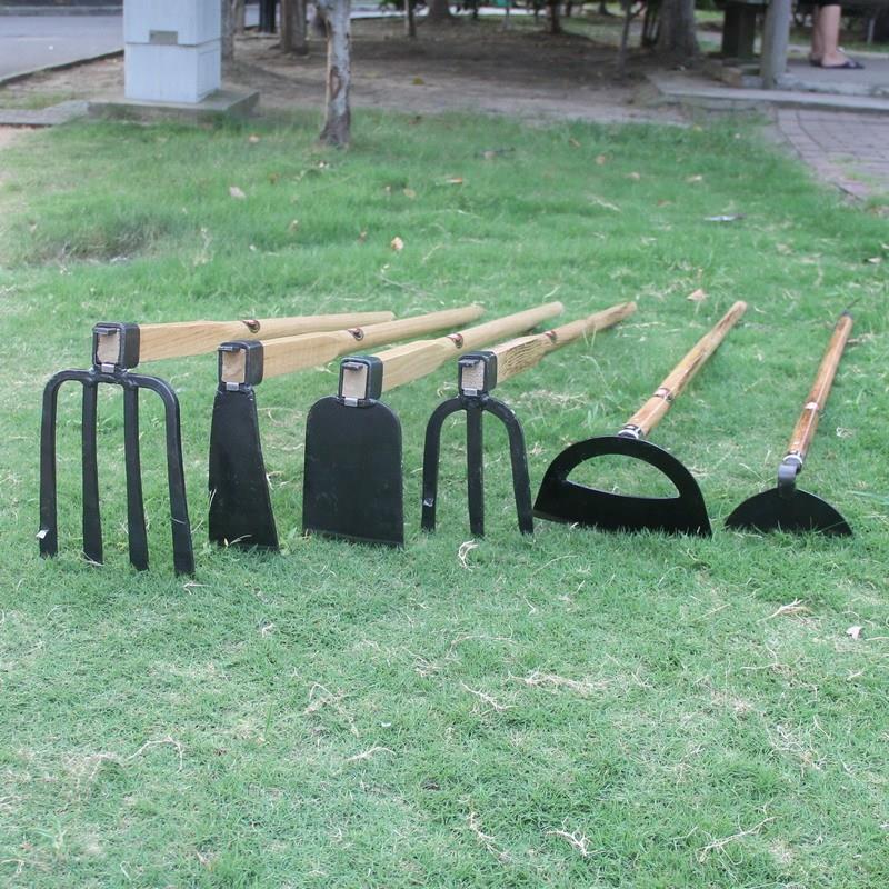 日本锄头家用农具种菜挖土除草两用开荒松土挖笋木柄农用耙子户外