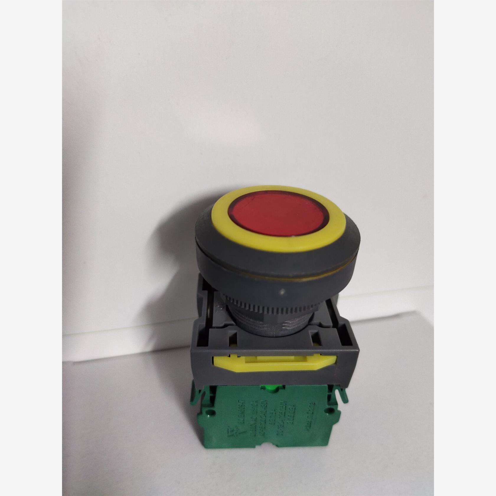 启动自锁按钮ZJWZJH GB14048.5 IEC60947-5-1 UI：600vac Ith:10A