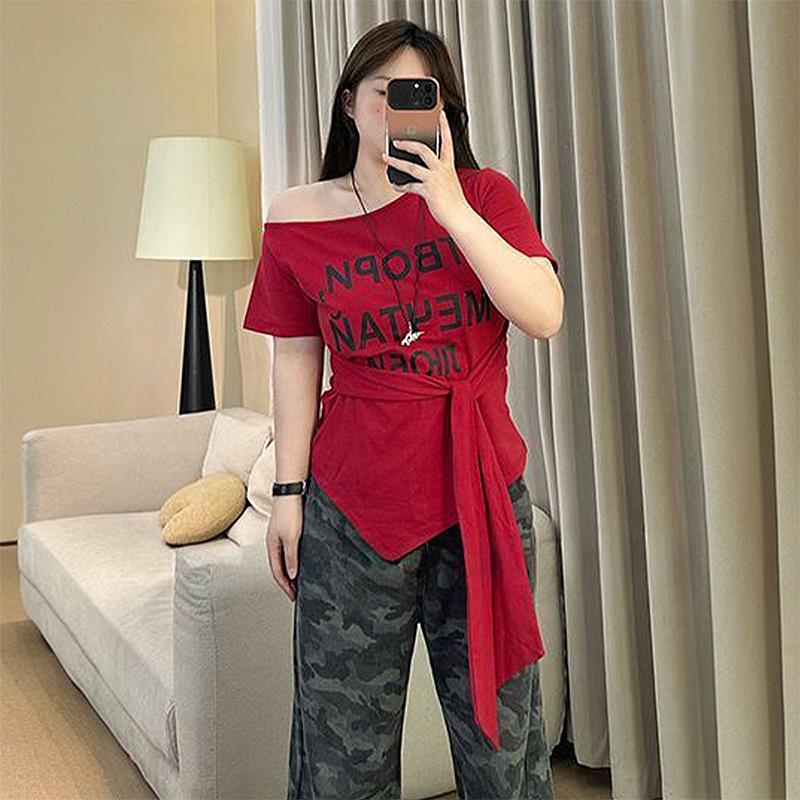 大码胖mm不规则绑带设计斜肩短袖t恤女美式辣妹收腰显瘦露肩上衣