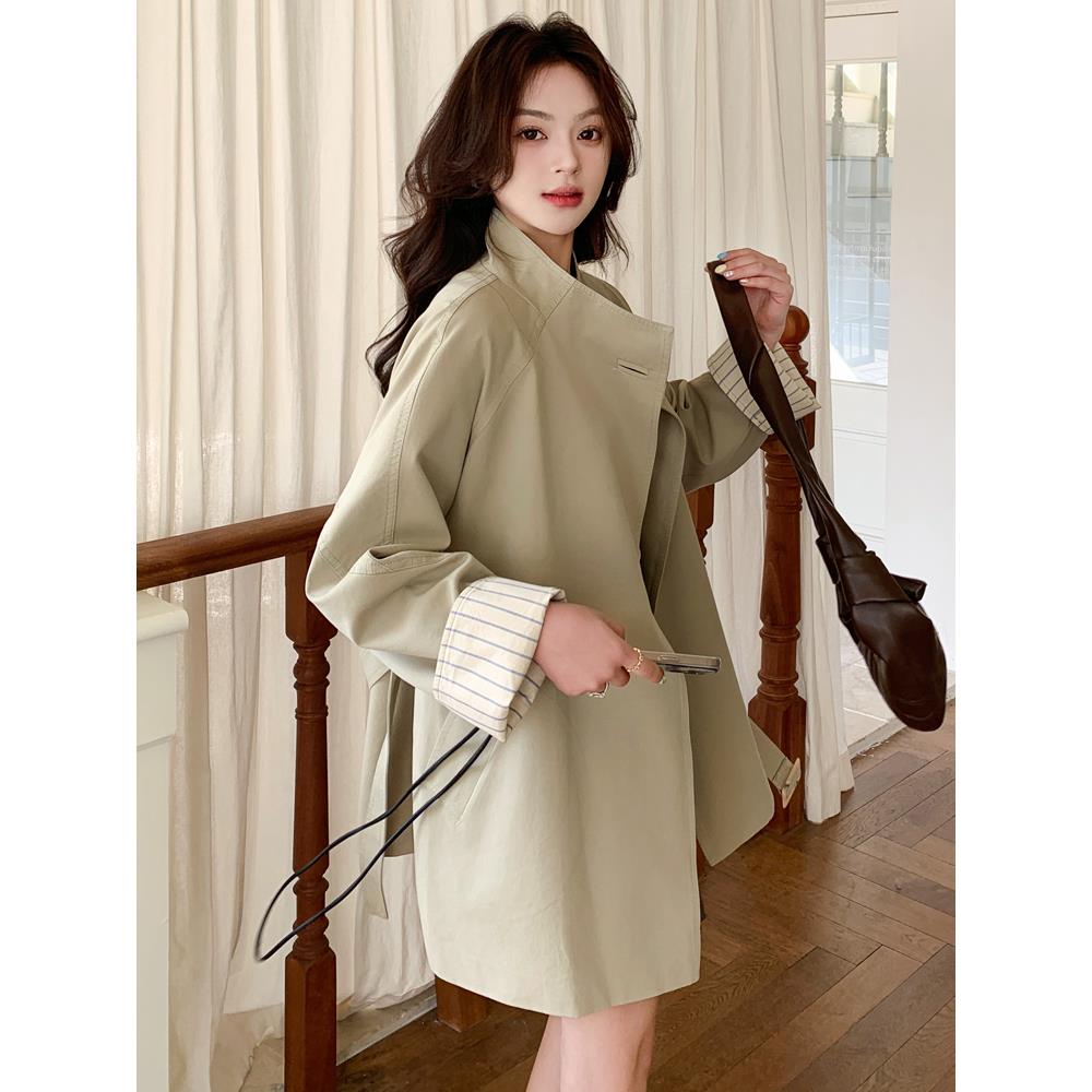 卡其色风衣外套女2025新款秋季爆款巨好看的立领中长款小个子大衣