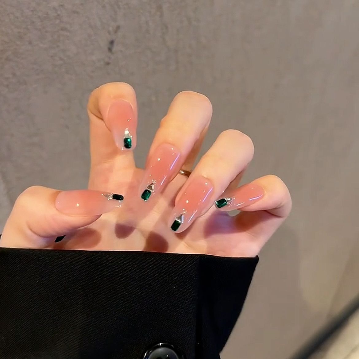 绿豆糕纯欲腮红手工甲