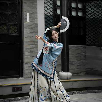 【官方推荐】复古徽商女少奶奶