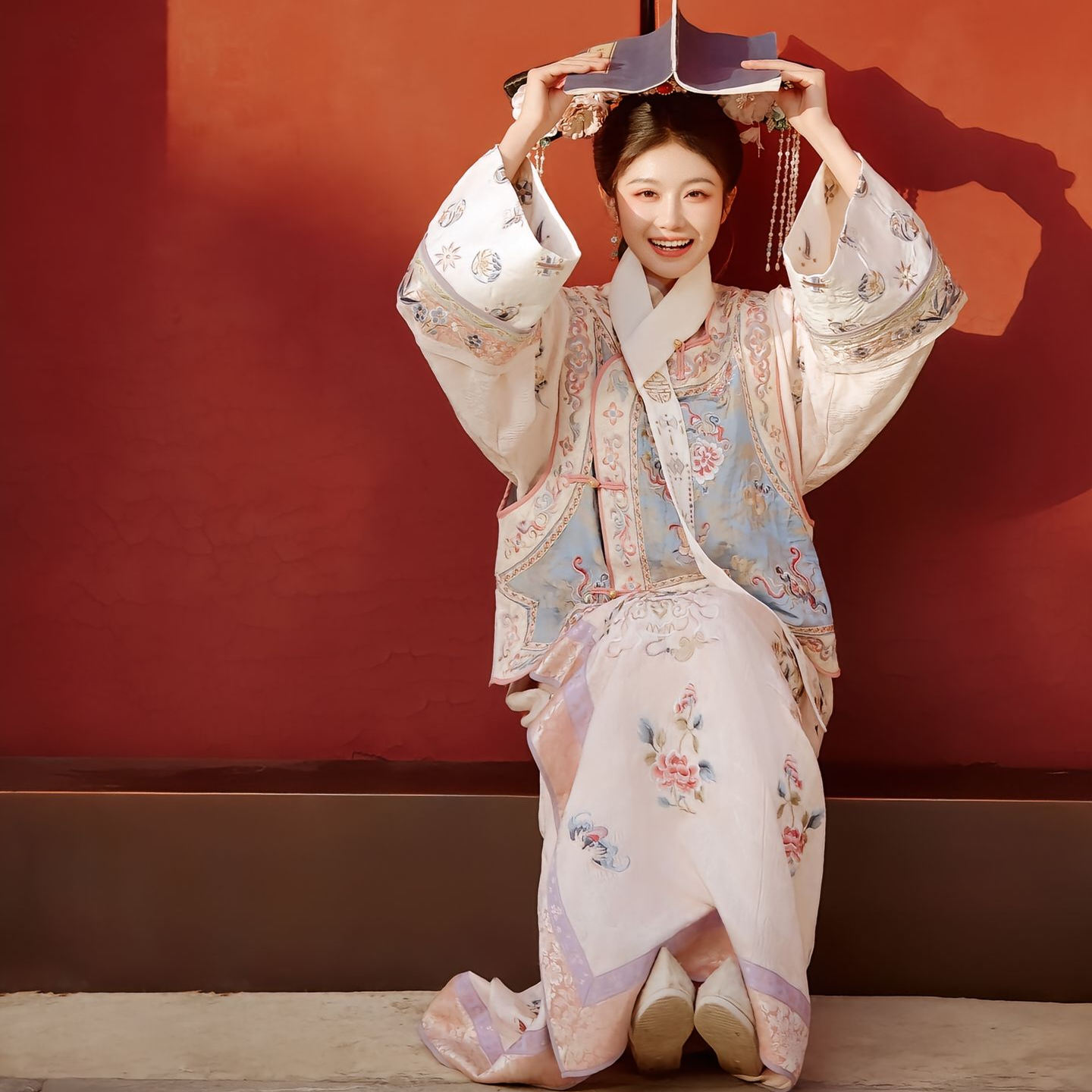 一袭汉服惊艳时光古韵自来